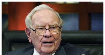 Warren Buffett Steps Down as CEO, Remains Active Chairman at Berkshire Hathaway