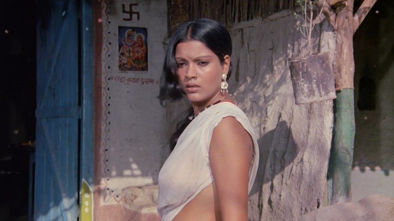 shashi kapoor, shashi kapoor when shouted at crowd, zeenat aman, shashi kapoor and zeenat aman film, satyam shivam Sundaram, when fan misbehaved during screening of 1978 satyam shivam Sundaram, शशि कपूर, जब भीड़ पर चिल्लाए शशि कपूर, जीनत अमान, शशि कपूर और जीनत अमान की फिल्म, सत्यम शिवम सुंदरम, सत्यम शिवम सुंदरम की स्क्रीनिंग के दौरान फैन ने किया जीनत से दुर्व्यवहार shashi kapoor, shashi kapoor when shouted at crowd, zeenat aman, shashi kapoor and zeenat aman film, satyam shivam Sundaram, when fan misbehaved during screening of 1978 satyam shivam Sundaram, शशि कपूर, जब भीड़ पर चिल्लाए शशि कपूर, जीनत अमान, शशि कपूर और जीनत अमान की फिल्म, सत्यम शिवम सुंदरम, सत्यम शिवम सुंदरम की स्क्रीनिंग के दौरान फैन ने किया जीनत से दुर्व्यवहार