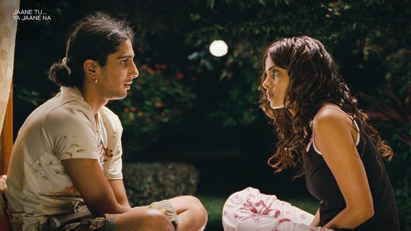 Genelia D’Souza – Prateik Babbar: The hate-love relationship of Aditi (Genelia D’Souza) and Amit (Prateik Babbar) highlights the close-knit relationship between the siblings. Even though, drifted apart due to their personalities, they still have their bond intact. (Image: Netflix) Genelia D’Souza – Prateik Babbar: The hate-love relationship of Aditi (Genelia D’Souza) and Amit (Prateik Babbar) highlights the close-knit relationship between the siblings. Even though, drifted apart due to their personalities, they still have their bond intact. (Image: Netflix)