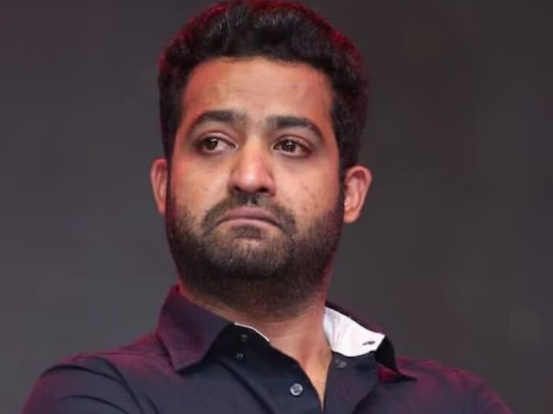 Jr NTR, Telugu star hero, Jr NTR War 2, Hrithik Roshan Telugu movie, Jr NTR backstab story, War 2 movie budget, Jr NTR latest news, War 2 movie news, War 2 movie release date, War 2 movie book my show, War 2 movie tickets, War 2 movie latest news, ntr, Hrithik roshan, జూనియర్ ఎన్టీఆర్, స్టార్ హీరో వెన్నుపోటు, వార్ 2 సినిమా, హృతిక్ రోషన్, Jr NTR ప్రేమ, తెలుగు సినిమా బడ్జెట్, ఎన్టీఆర్ తాజా వార్తలు,