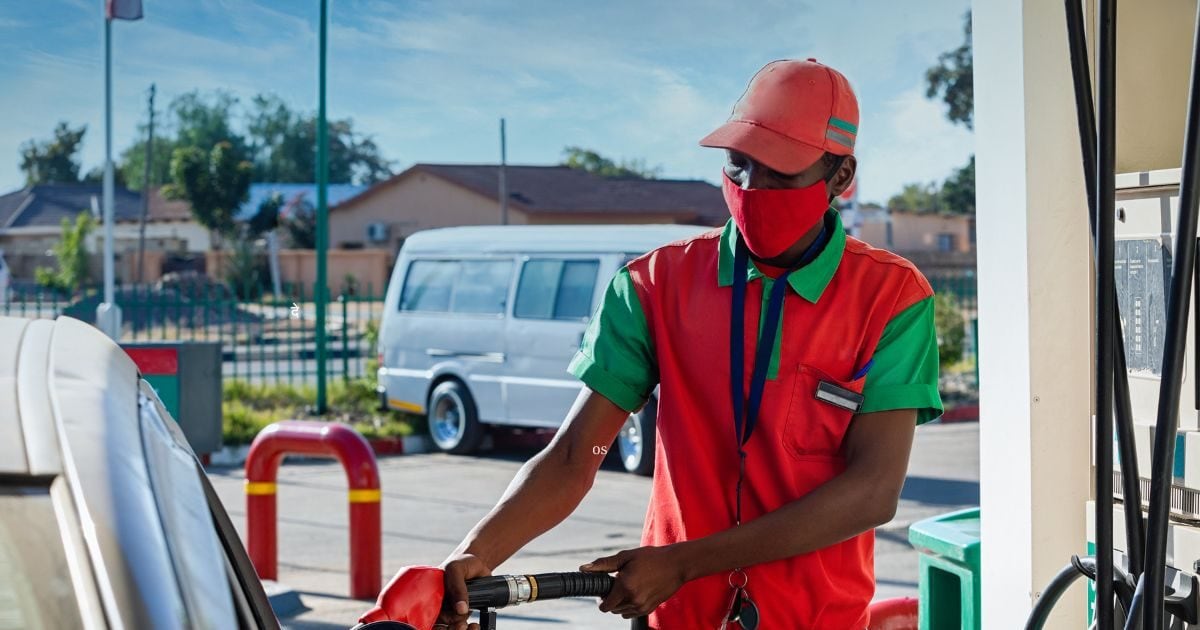 Petrol Diesel Price : लगातार दूसरे दिन सस्‍ता हुआ पेट्रोल, अब तक कितना घटा दाम, चेक करें ताजा रेट