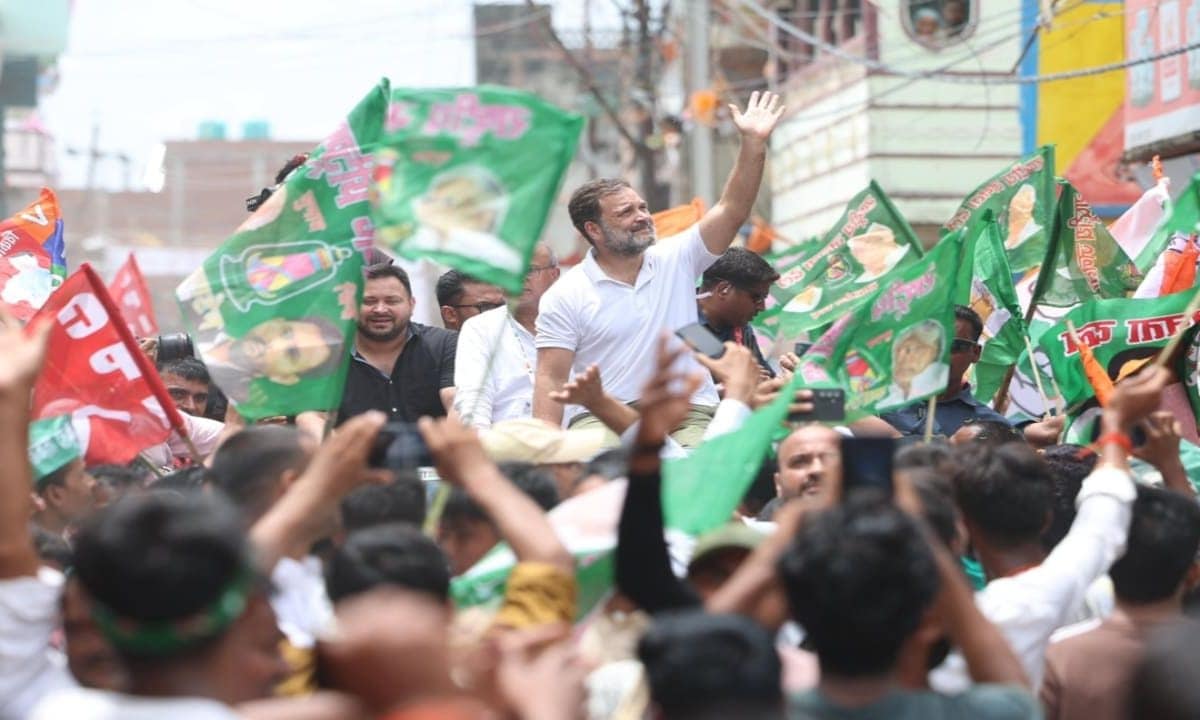 Bihar Chunav: राहुल गांधी के साथ बातचीत में इस महिला ने ऐसा क्या कह दिया कि मच गया बवाल