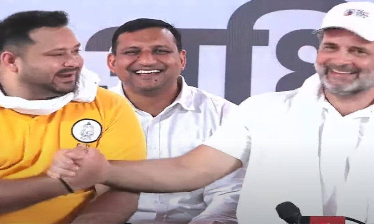 VIDEO: तेजस्वी की सलाह- बड़े भाई कर लें शादी राहुल ने पकड़ लिया हाथ…