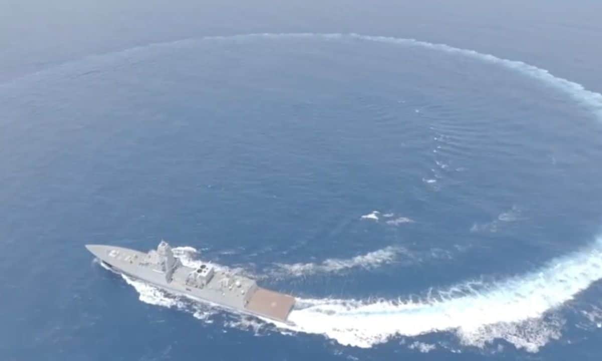 ब्रह्मोस से लैस उदयगिरी-हिमगिरी के रूप में NAVY को मिली ताकत देख लें पहली झलक