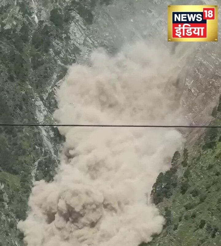 Khooni Nala VIDEO: रामबन में भूस्खलन से खूनी नाला का बहाव रुका करलाना गांव पर बाढ़ का खतरा