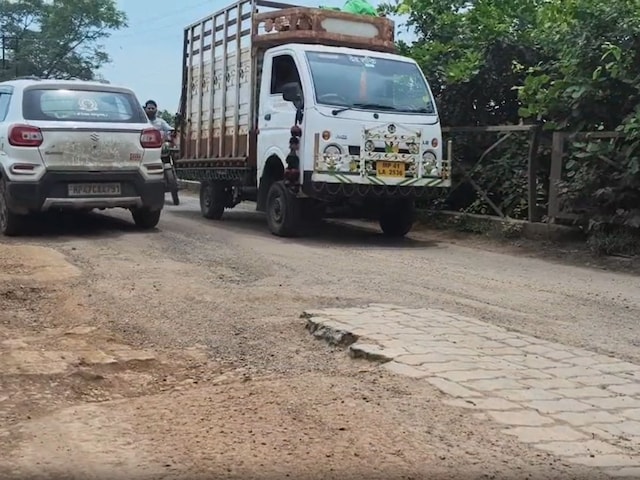 20 हजार गड्ढों वाला हाईवे, खंडवा-हरदा-नर्मदापुरम रोड पर मौत के साए में सफर