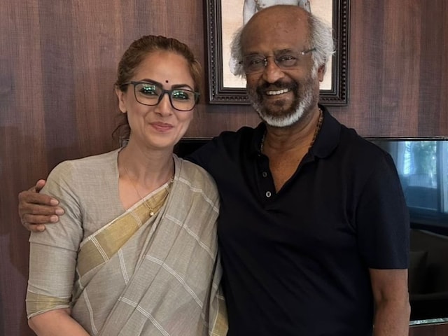 रजनीकांत से सिमरन ने की मुलाकात, फैंस को दिखाई तस्वीरों की झलक रजनीकांत से सिमरन ने की मुलाकात, फैंस को दिखाई तस्वीरों की झलक