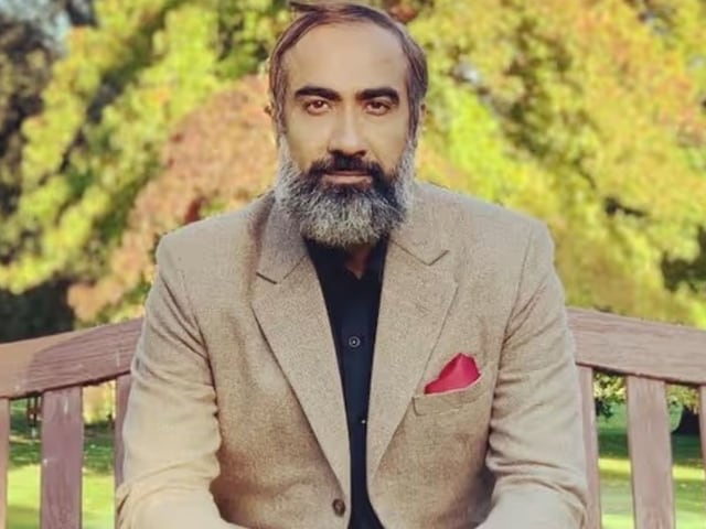 कम फीस और रोल भी कर दिया छोटा, रणवीर शौरी ने कहा- 'गुस्से में की थी टाइगर 3' कम फीस और रोल भी कर दिया छोटा, रणवीर शौरी ने कहा- 'गुस्से में की थी टाइगर 3'