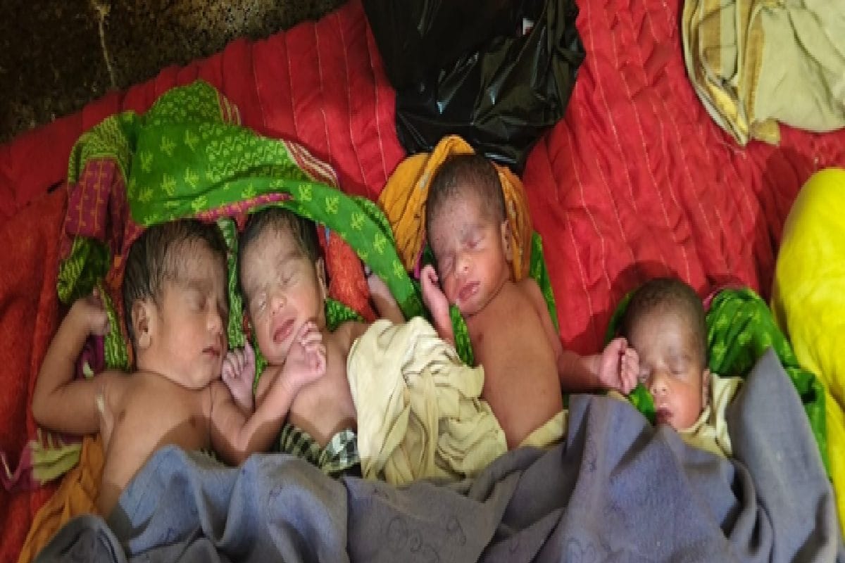 प्रग्नेंट महिला को अस्पताल लेकर पहुंचा परिवार, कोख में एकसाथ पले 4 बच्चे