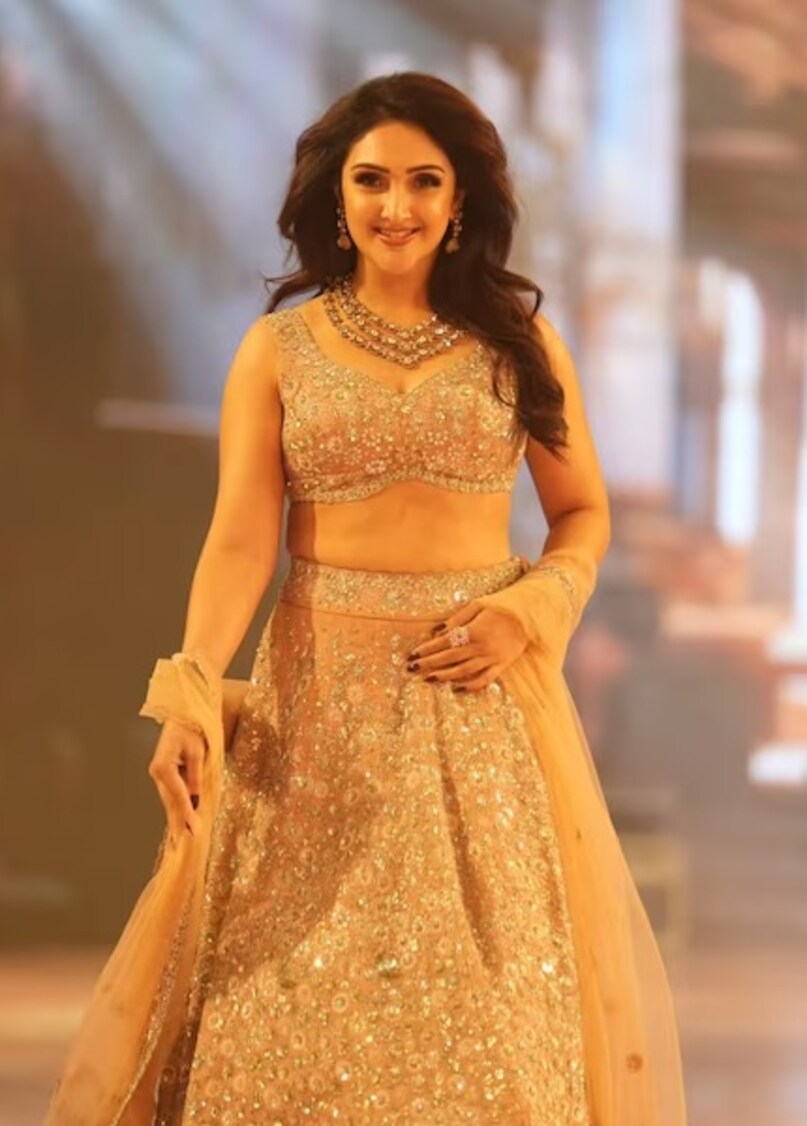 Eeswar movie, Eeswar movie heroine Sridevi, Sridevi Prabhas movie Eeswar, Arun Vijay Telugu connection, Sridevi Arun Vijay sister, ईश्वर मूवी, प्रभास डेब्यू फिल्म, श्रीदेवी प्रभास फिल्म ईश्वर, प्रभास श्रीदेवी फिल्म, अरुण विजय 