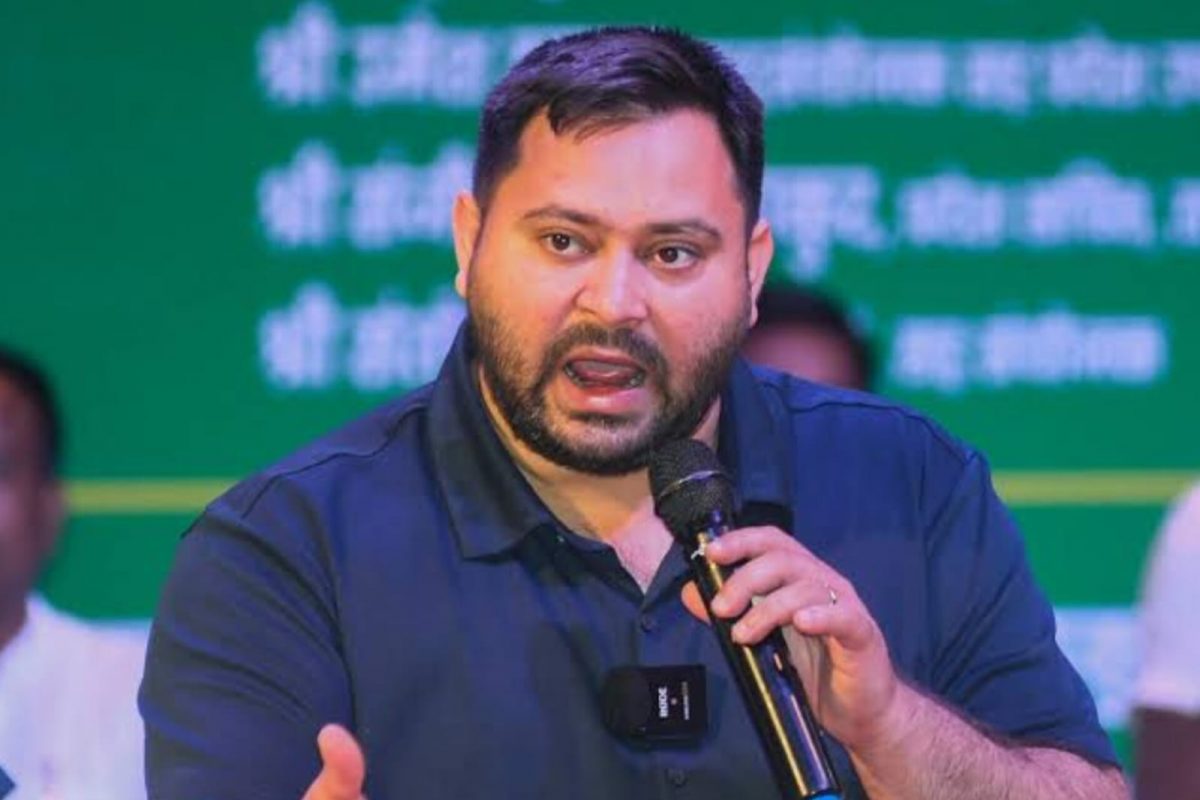 BJP कर रही वोट की डकैती, गुजरात के लोग बिहार के वोटर... तेजस्वी यादव