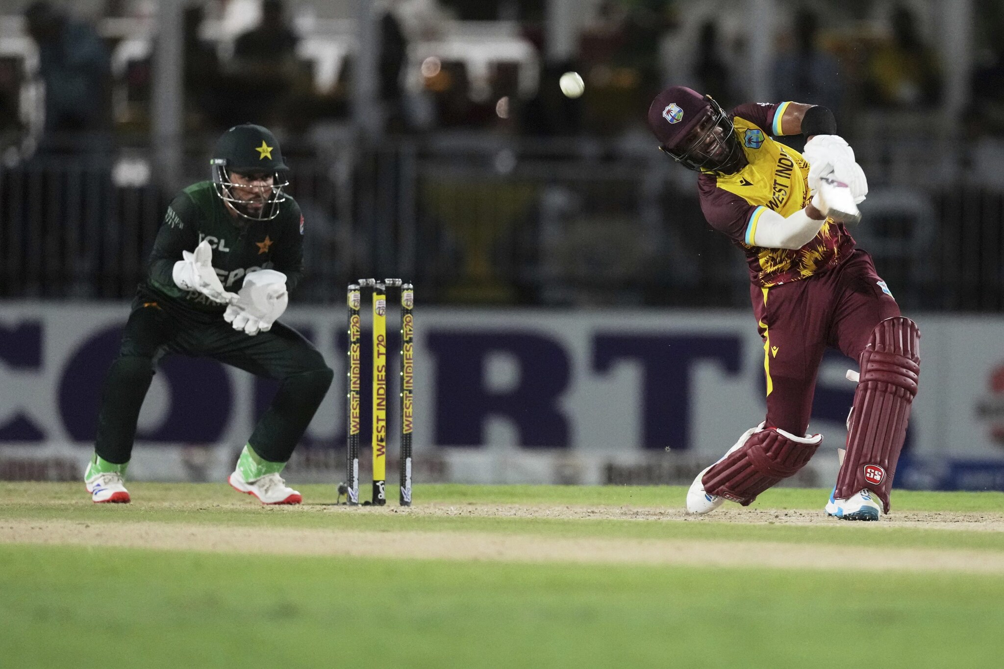 Shai Hope, Shai Hope Smashes 18 ODI Century, Shai Hope surpasses AB De Villiers, Shai Hope eyes Gayle and Dhoni records, WI vs PAK, West Indies vs Pakistan, Pakistan tour of West Indies, Shai Hope Century vs Pakistan, ms dhoni, Dhoni, शाई होप, विंडीज बनाम पाकिस्तान