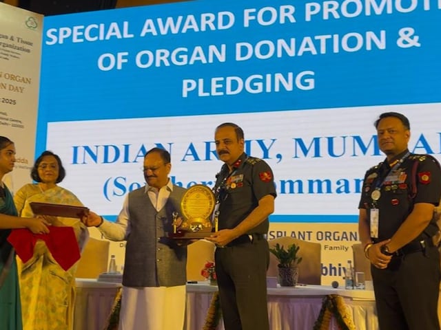 26,000 सेना के जवानों ने अंग दान का लिया संकल्प, बना नया रिकॉर्ड 26,000 सेना के जवानों ने अंग दान का लिया संकल्प, बना नया रिकॉर्ड