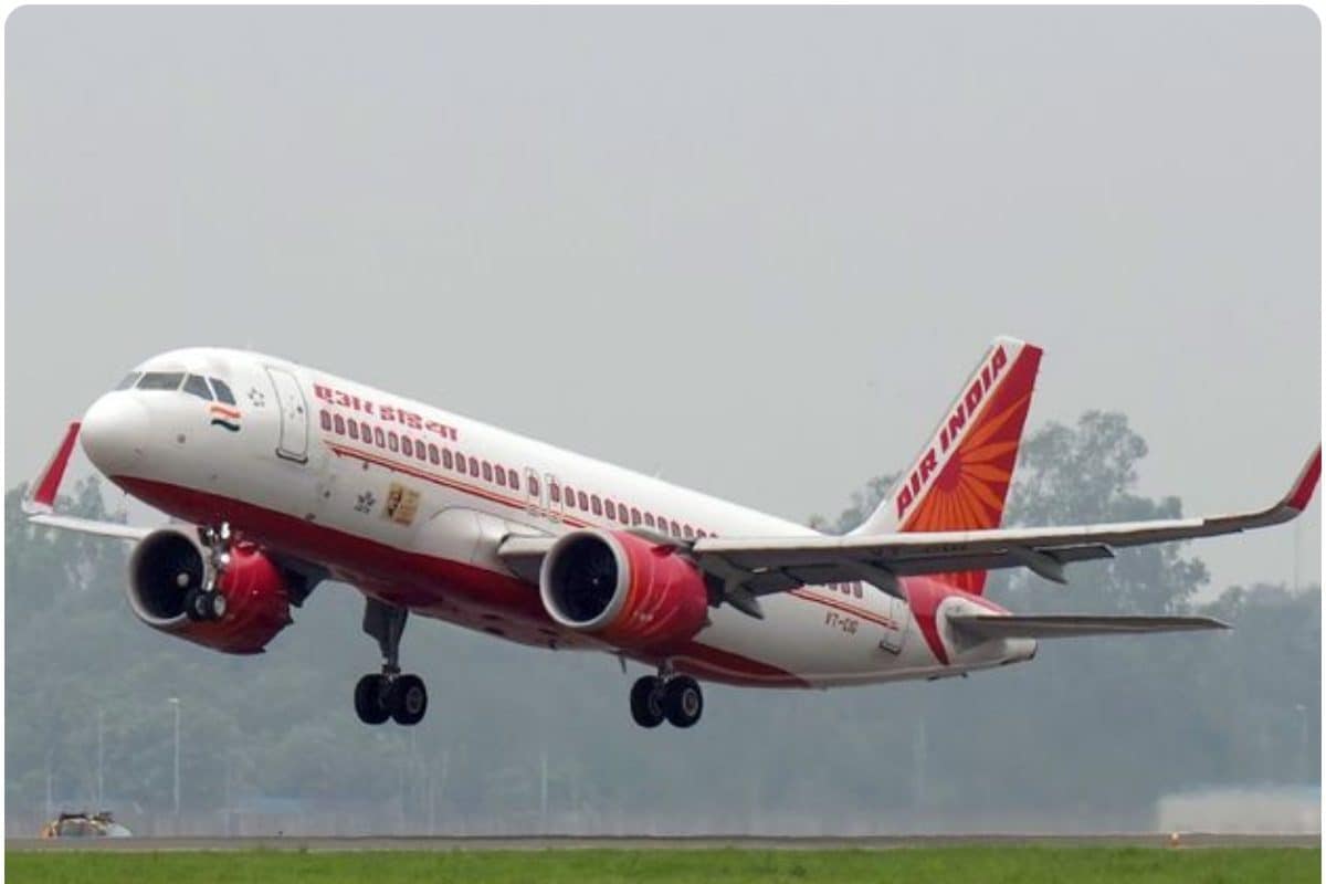 एअर इंडिया की लंदन-दिल्ली उड़ान में 11 घंटे से अधिक की देरीफुल रिफंड को तैयार
