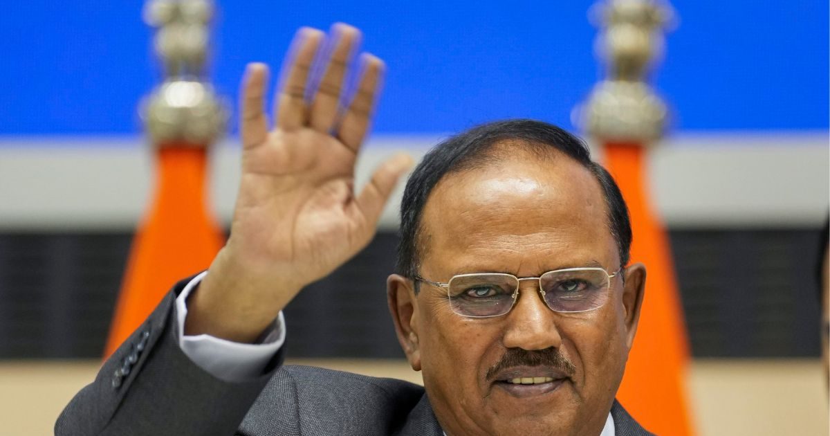 ट्रंप का दूत भी प्लेन में सवार, तभी डोभाल क्यों पहुंचे रूस? जानें अंदर की बात