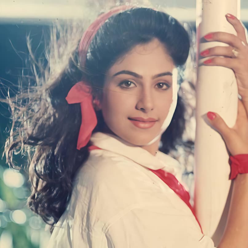 Ayesha Jhulka, Ayesha Jhulka life story, Ayesha Jhulka affairs, Ayesha Jhulka movie dalal, Ayesha Jhulka controversy, Ayesha Jhulka Mithun Chakraborty, actress controversies, celeb intimate scenes, आयशा जुल्का, आयशा जुल्का लाइफ स्टोरी