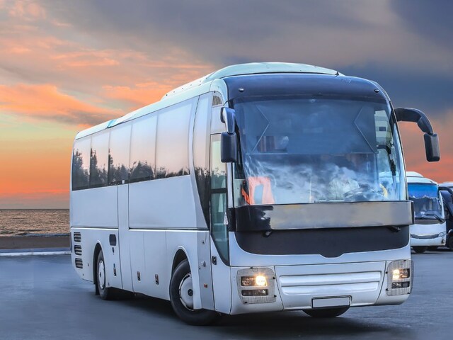 ये बस 40 सेकेंड में होगी चार्ज, किराया भी कम, बस होस्‍टेस परोसेंगी चाय-कॉफी