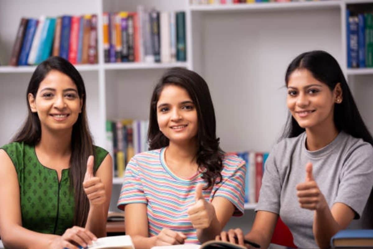 CBSE के नाम पर ठगी फर्जी वेबसाइट से रहें सावधान बोर्ड ने दी वॉर्निंग