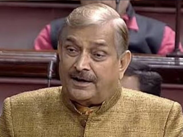 चुनाव आयोग की निष्पक्षता पर कांग्रेस नेता प्रमोद तिवारी ने उठाए सवाल, बोले....