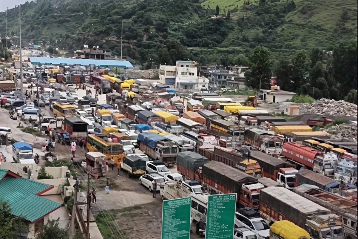 जनता के लिए सिरदर्द बना चंडीगढ़-मनाली NH अब पुलिस लेकर आई नया ट्रैफिक प्लान