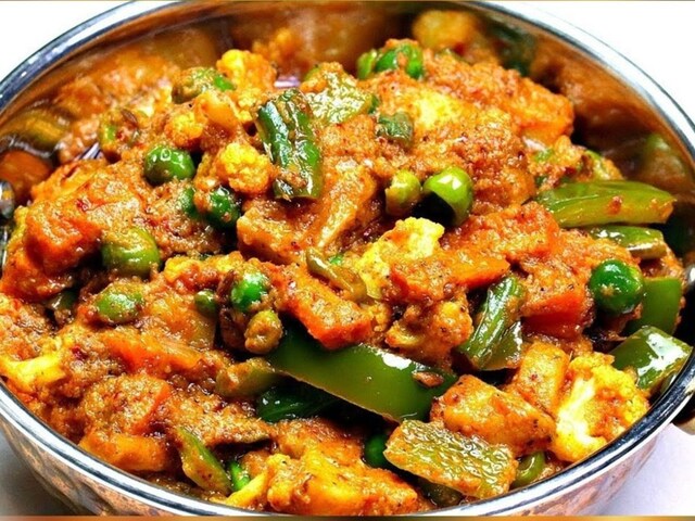 Make dhaba taste mix vegetables in this way, people will not get tired of praising