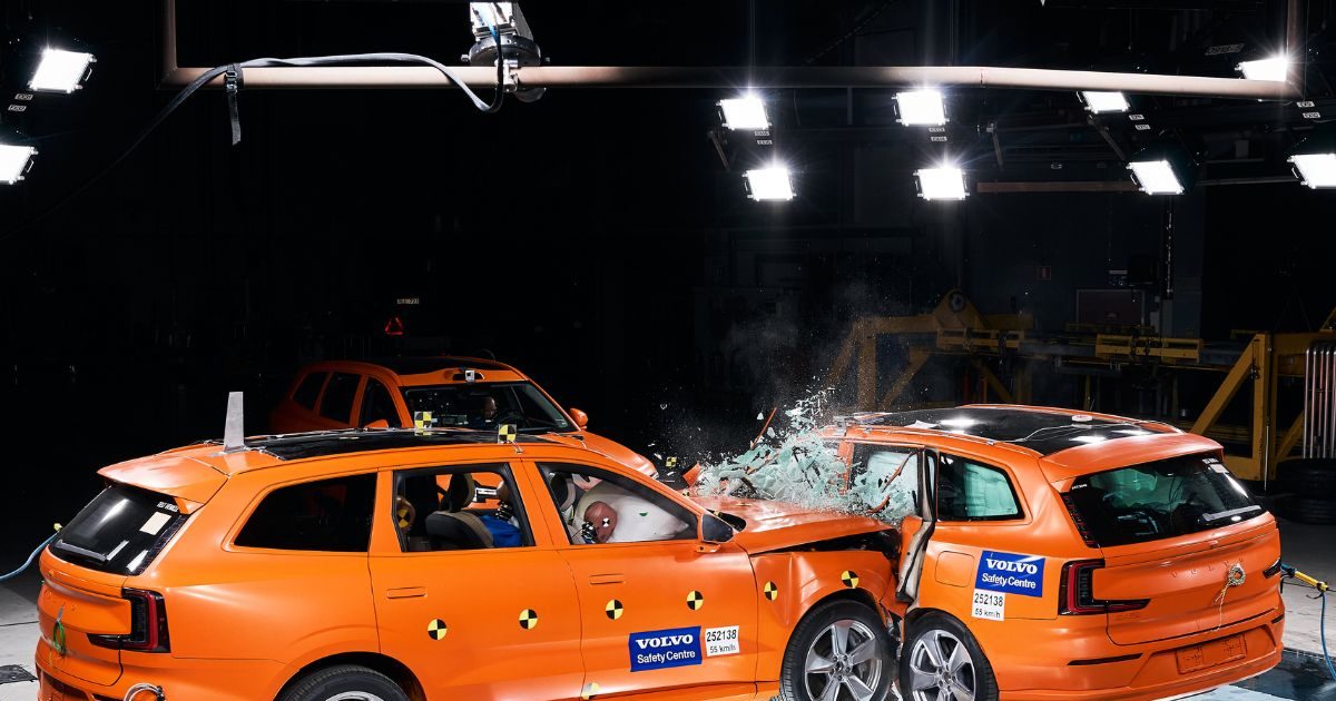 Made in India E-Vitara's fire test! The world's most difficult crash test will be included