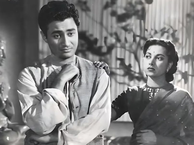 Dev Anand Biography, Dev anand kalpana kartik, Who was Dev Anand wife, Dev Anand wife, kalpana kartik mona singha, dev anand wife kalpana kartik, love Story of Dev Anand and Kalpana Kartik, देव आनंद की बायोग्राफी, देव आनंद कल्पना कार्तिक, देव आनंद की पत्नी कौन थी, देव आनंद की पत्नी, कल्पना कार्तिक मोना सिंघा, देव आनंद की पत्नी कल्पना कार्तिक, देव आनंद और कल्पना कार्तिक की प्रेम कहानी
