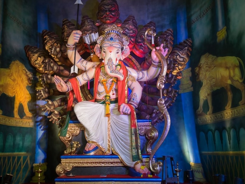 Ganesh Chaturthi Celebrations, Places to Visit during Ganesh Chaturthi, Best Places to see ganesh chaturthi celebration, where to go dognesh chaturthi celebrations