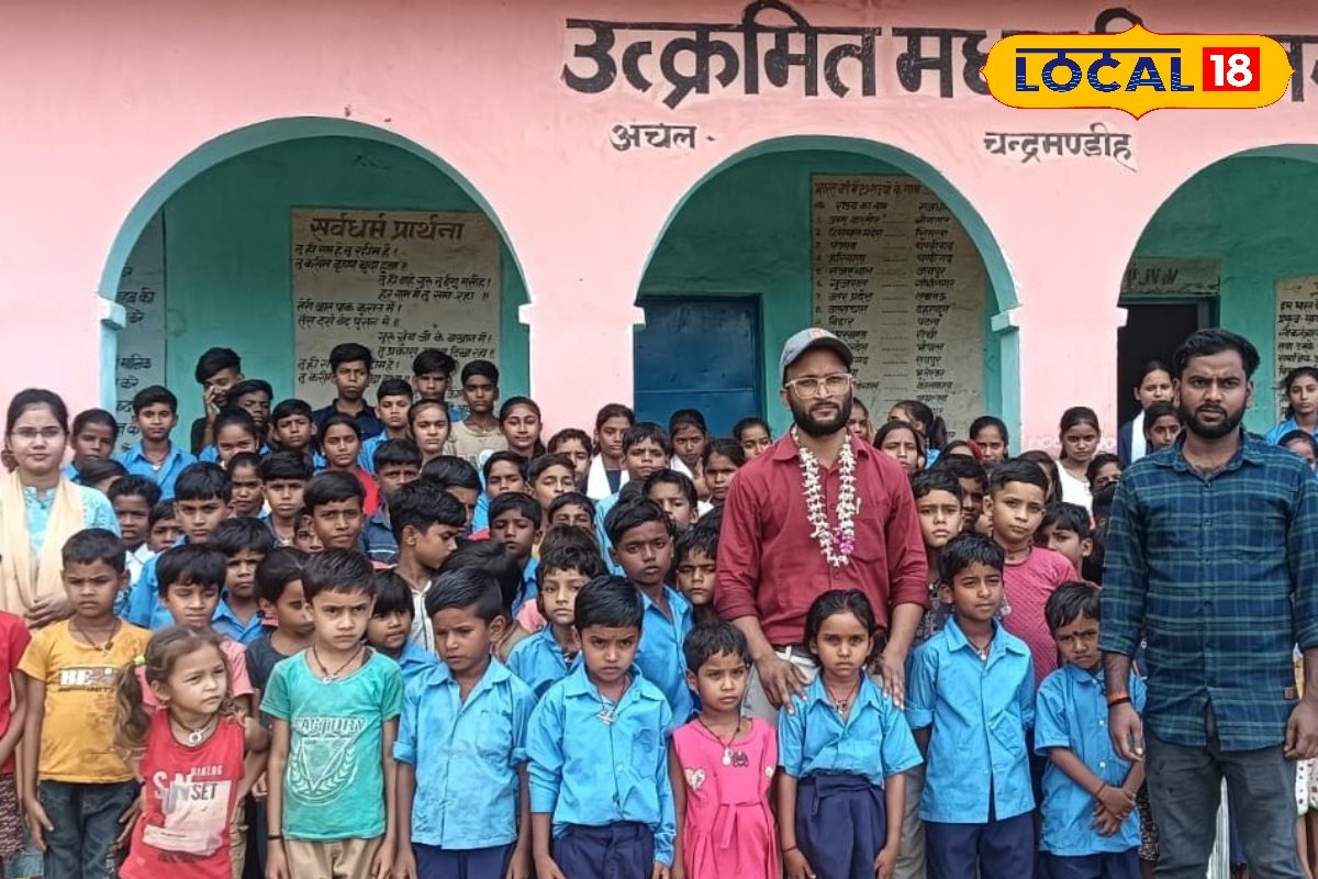 जमुई में टीचर ट्रांसफर का भावुक विडियो वायरल, फफक कर रोने लगे सभी बच्चे