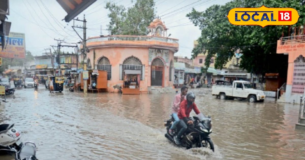 Sikar Heavy Rain: सीकर में बारिश का तांडव, रोड से लेकर गली तक पानी ही ...