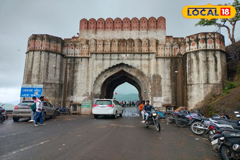 खरगोन के बेस्ट पिकनिक स्पॉट, सावन में खरगोन में घूमने की जगह, खरगोन के फेमस शिव मंदिर, खरगोन फेमस टूरिस्ट प्लेस, local18, khargone letest news, Madhya Pradesh hindi news 