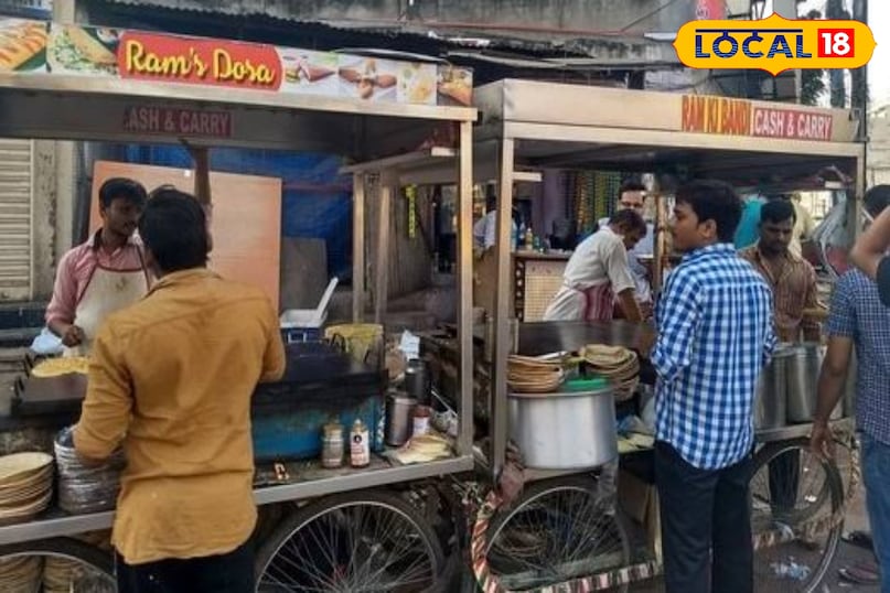 Ram's prisoner is a lot of fans of this puffed South Indian breakfast captive, even tourists stand in queues to taste its dosa. If you are going on a rainy day, do not go without tasting its butter upma, three marks, cheese cheese dosa, tawa idli and ghee idli. This Moazzam Jahi Market is near Afzal Ganj 