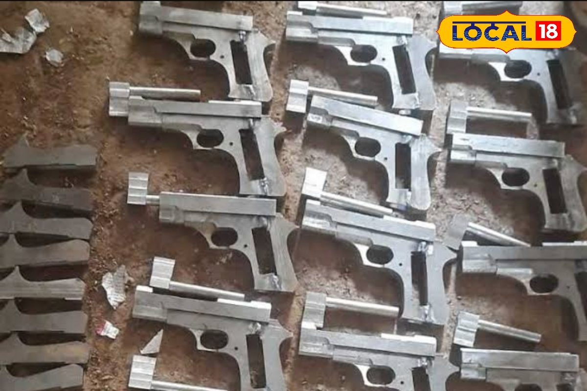 बिहार के इस जिले में चल रही थी 'Mini Gun Factory', अवैध हथियारों का मिला जखीरा