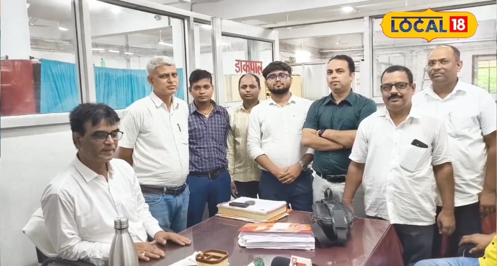 स्मार्ट हुआ डाक विभाग! अब UPI से होगा पेमेंट, कई सेवाएं हुईं डिजिटल