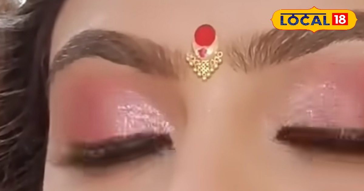Fashion Tips: आपकी बिंदी किससे मैच करनी चाहिए, कपड़े…लिपस्टिक या चेहरे के आकार से? 90% महिलाएं नहीं जानती जवाब!