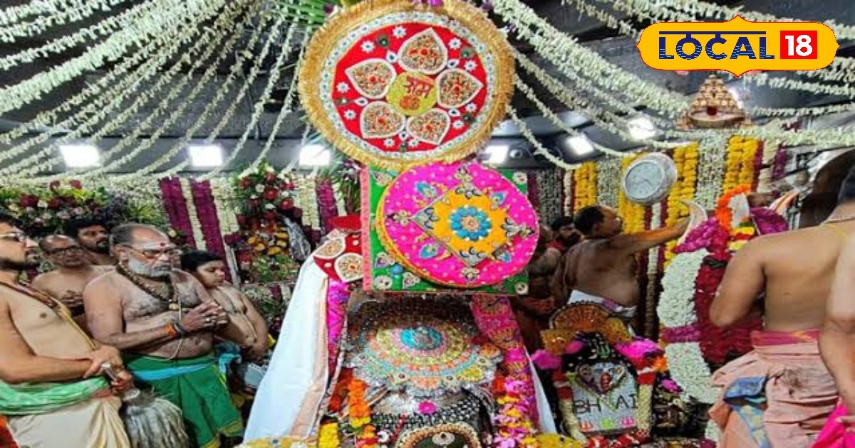 सबसे पहले बाबा महाकाल को राखी बांधेंगी बहनें, जानें कौन बनाता है ये खास राखी?
