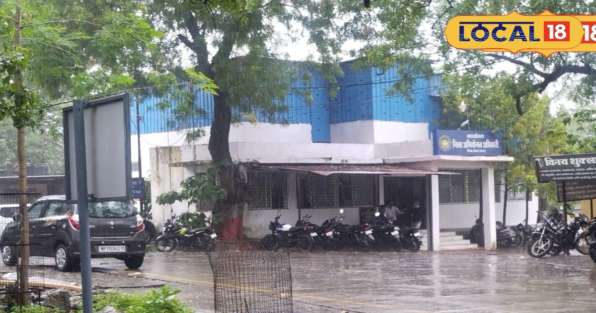 Sagar Weather: रक्षाबंधन पर बारिश शुरू, सागर, दमोह और पन्ना में तेज हवाओं के साथ झमाझम का अलर्ट, जानें अपडेट