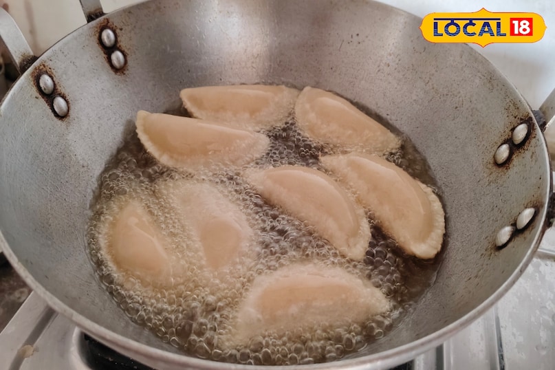 gujiya 