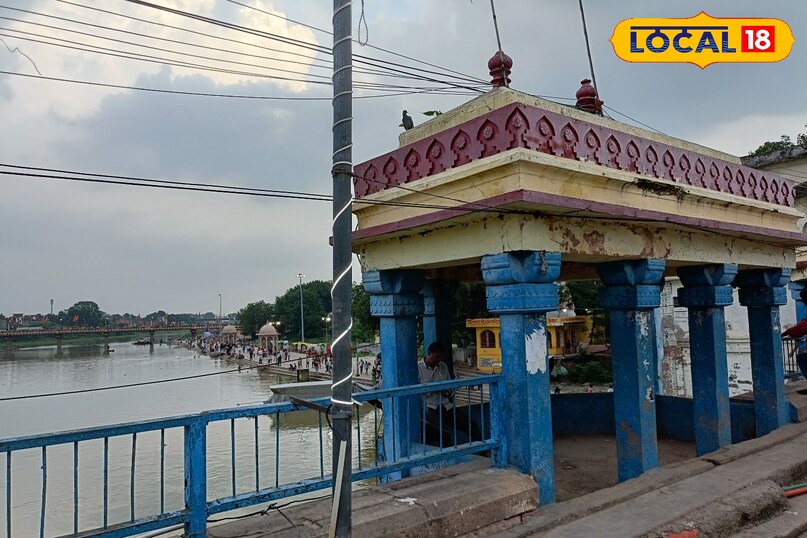 युद्ध या सैन्य अभियानों के दौरान यह पुल सेना की आवाजाही के लिए रणनीतिक रूप से बेहद महत्वपूर्ण था। इसकी मजबूती ने इसे कई बाढ़ों और प्राकृतिक आपदाओं से बचाए रखा। युद्ध या सैन्य अभियानों के दौरान यह पुल सेना की आवाजाही के लिए रणनीतिक रूप से बेहद महत्वपूर्ण था। इसकी मजबूती ने इसे कई बाढ़ों और प्राकृतिक आपदाओं से बचाए रखा।