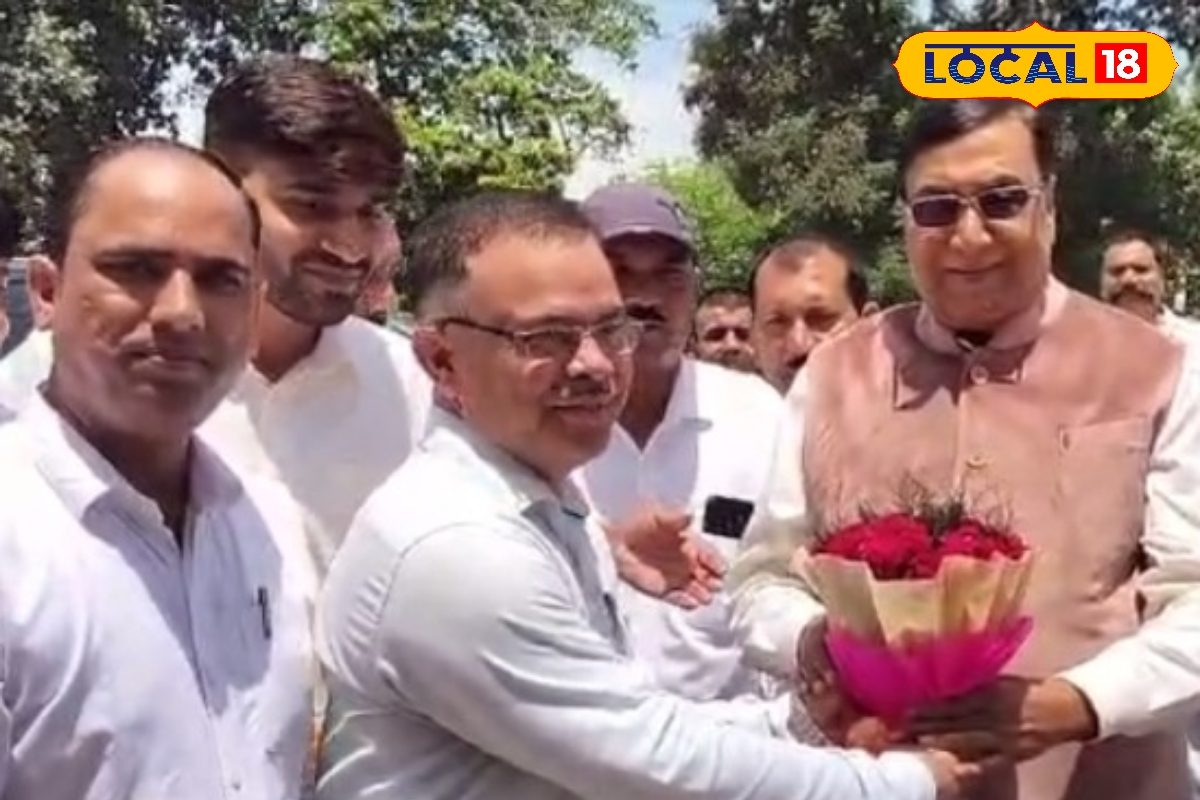 बड़े उद्योगपति ने बिहार के इस गांव को लिया गोद, बोले- आज फोटो ले लीजिए...