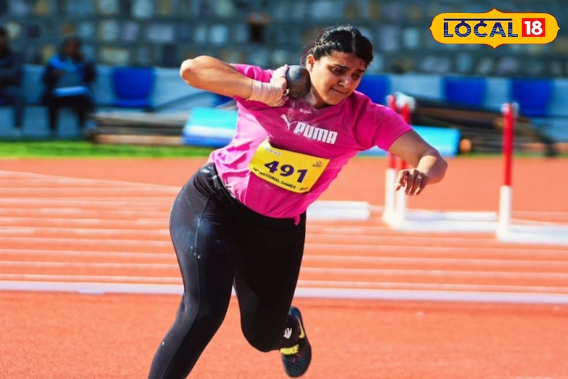 Gold medals put on Kachnar as soon as the ball throw 