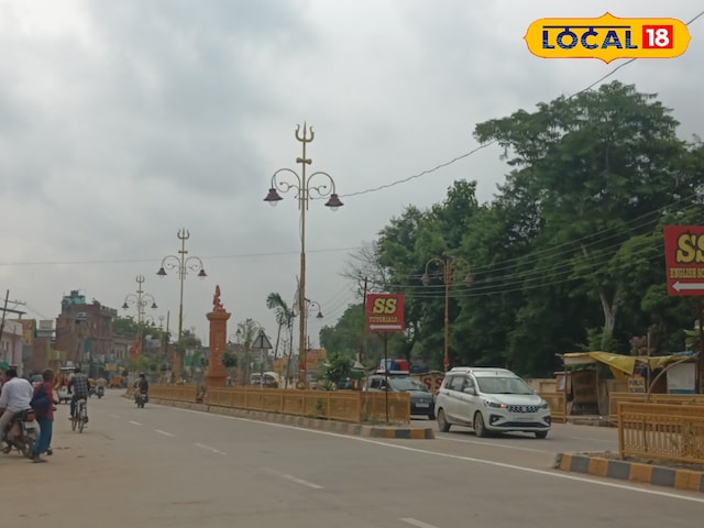 यूपी में लौटे धूप-छांव के दिन, आज कहीं नहीं होगी भारी बारिश, लेकिन यहां अलर्ट यूपी में लौटे धूप-छांव के दिन, आज कहीं नहीं होगी भारी बारिश, लेकिन यहां अलर्ट