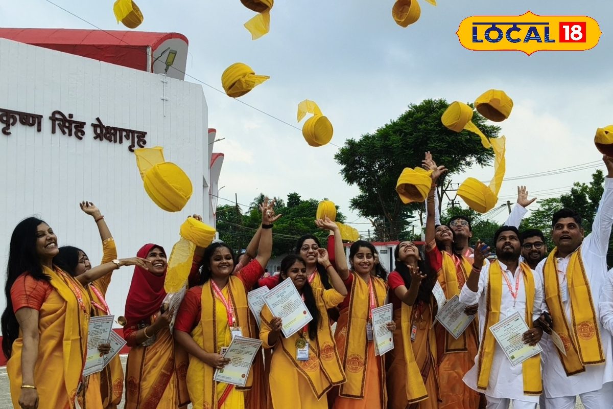 बीआरए बिहार विश्वविद्यालय में 6 साल बाद हुआ दीक्षांत समारोह...बेटियों का जलवा!