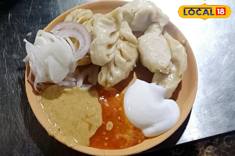 Momos