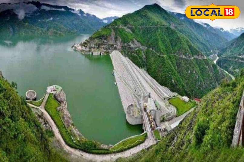 News18 News18