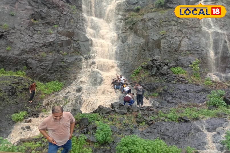 Jam Gate Mini Kashmir, Hill stations in Madhya Pradesh, Jam Darwaza history, Jam Gate waterfalls, Jam Gate picnic spot, local18, khargone letest news, Madhya Pradesh hindi news 