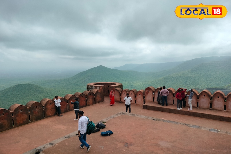 Jam Gate Mini Kashmir, Hill stations in Madhya Pradesh, Jam Darwaza history, Jam Gate waterfalls, Jam Gate picnic spot, local18, khargone letest news, Madhya Pradesh hindi news 