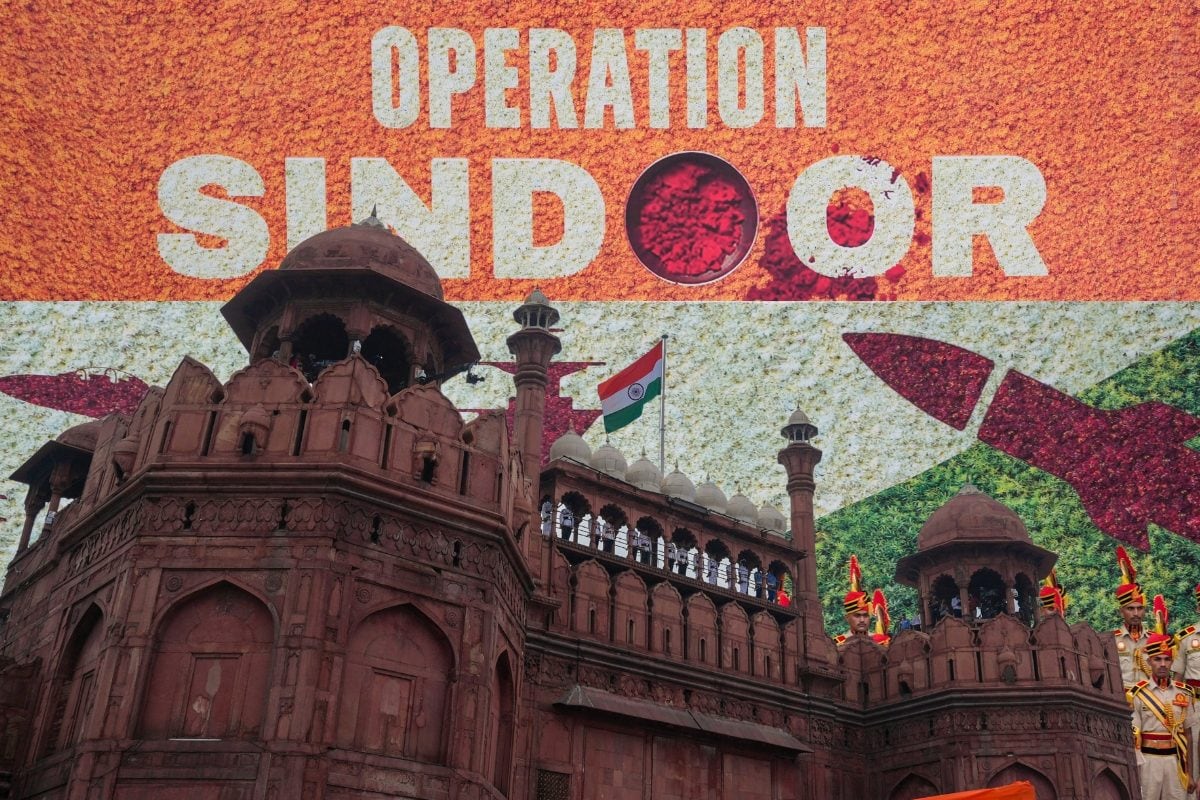 कहीं जवानों का शौर्य कहीं ऑपरेशन सिंदूर की झलकतस्वीरों में देखिए लाल किला