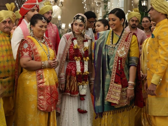 The moment of farewell came in 'Because mother -in -law Kabhi Bahu Thi', Smriti Irani's eyes were moist The moment of farewell came in 'Because mother -in -law Kabhi Bahu Thi', Smriti Irani's eyes were moist