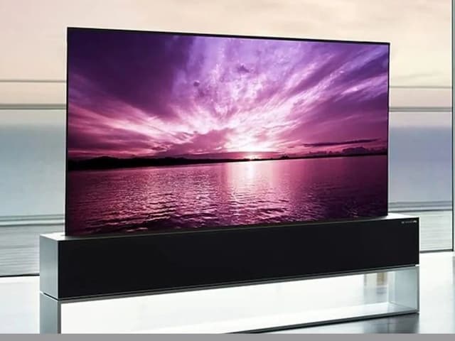 सेल में छप्पर फाड़ डिस्काउंट, मात्र 6,999 रु में मिल रहा है ब्रांडेड TV